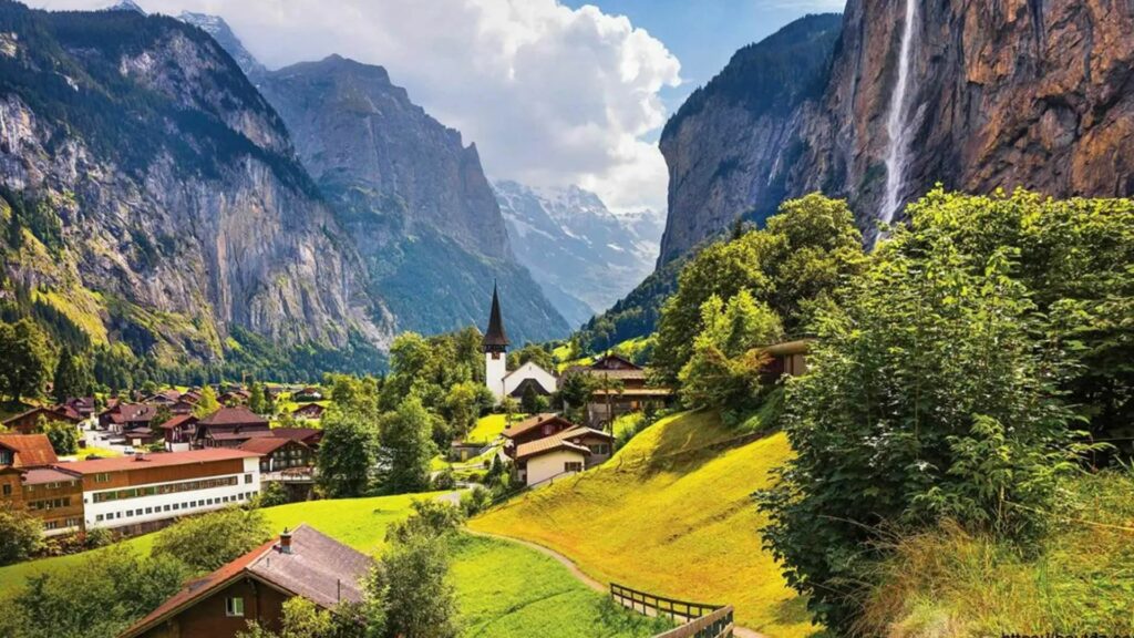 Uetliberg Felsenegg “Planet Path” Hike